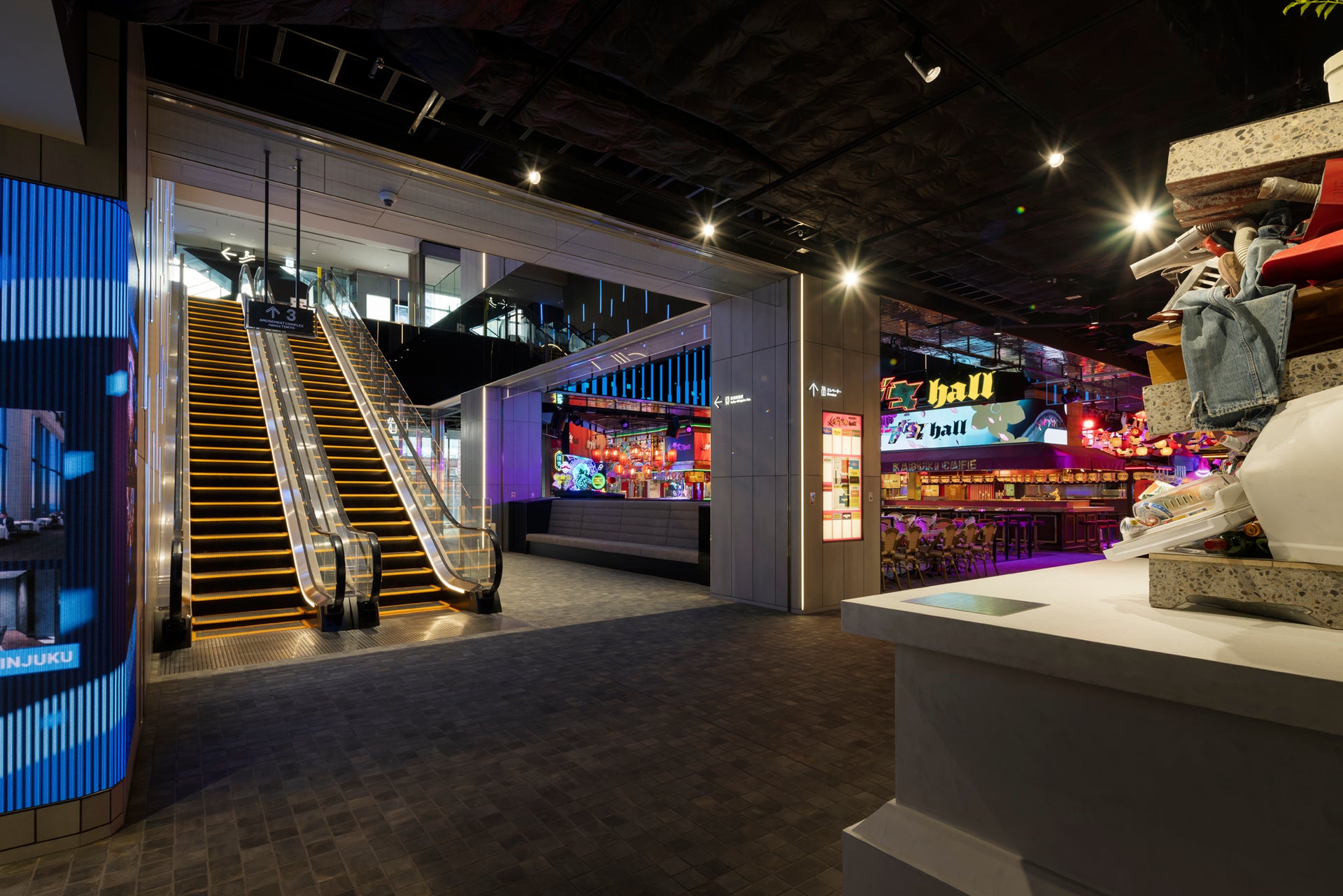 Tokyu Kabukicho Tower Entertainment & Restaurant Common Area